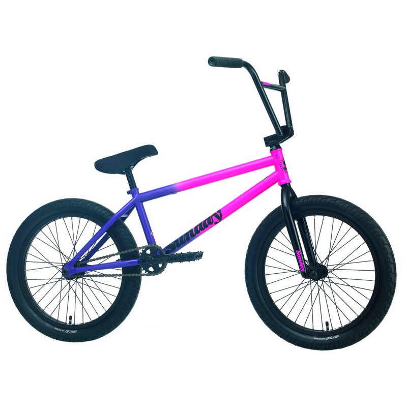 Street Sweeper (Seeley) My2022 Freecoaster Lhd, rosa - lila desvanecido tubo superior de 20,75
