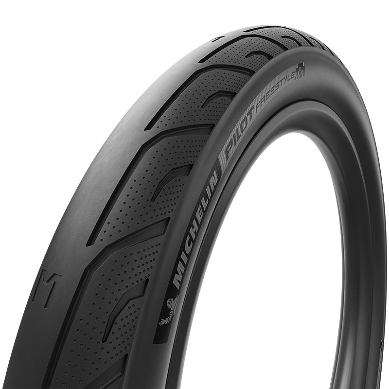 Neumático 20x2.30 PILOT FREESTYLE Cámara Rígida Tipo Racing 60TPI