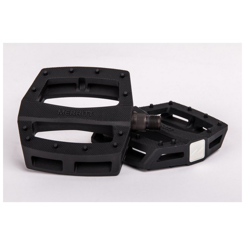 Par de Pedales P1 PC PEDAL 9/16'' Nylon/Aluminio Negro