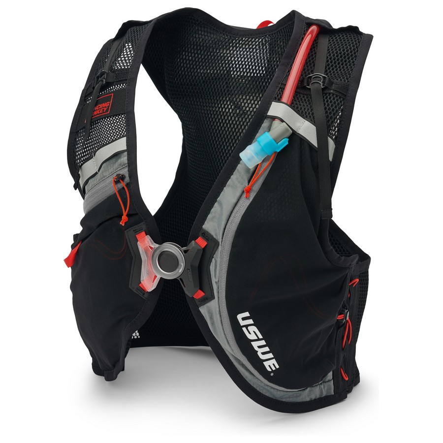 uswe weste rush 8 gr.: l volumen del paquete 8 litros negro