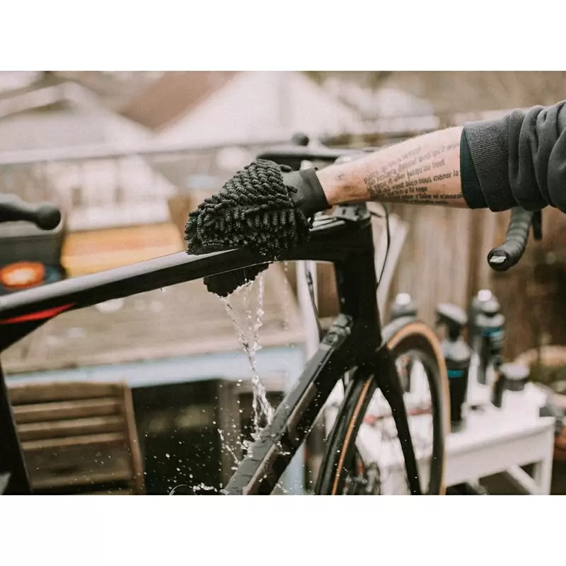 Bike Cleaning Microfibre Glove #1