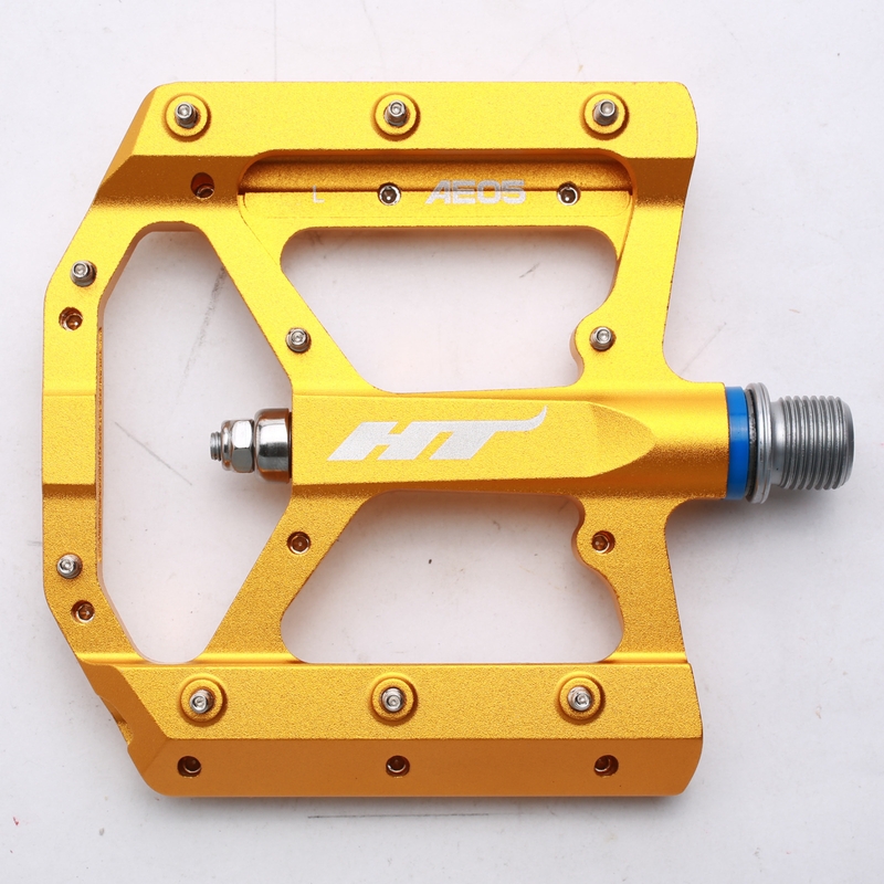 Par de pedal AE05 Oro