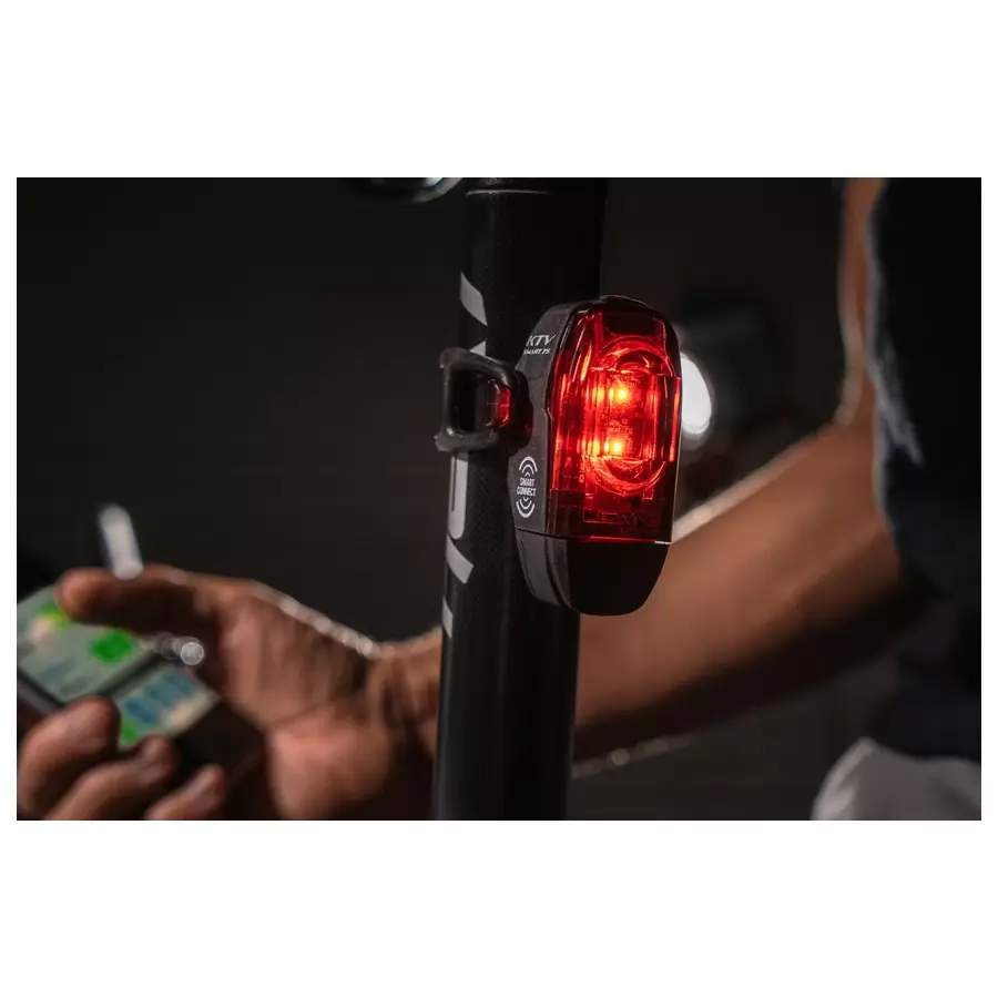 Intelligentes kabelloses Rücklicht KTV Pro Smart 75 Lumen #1
