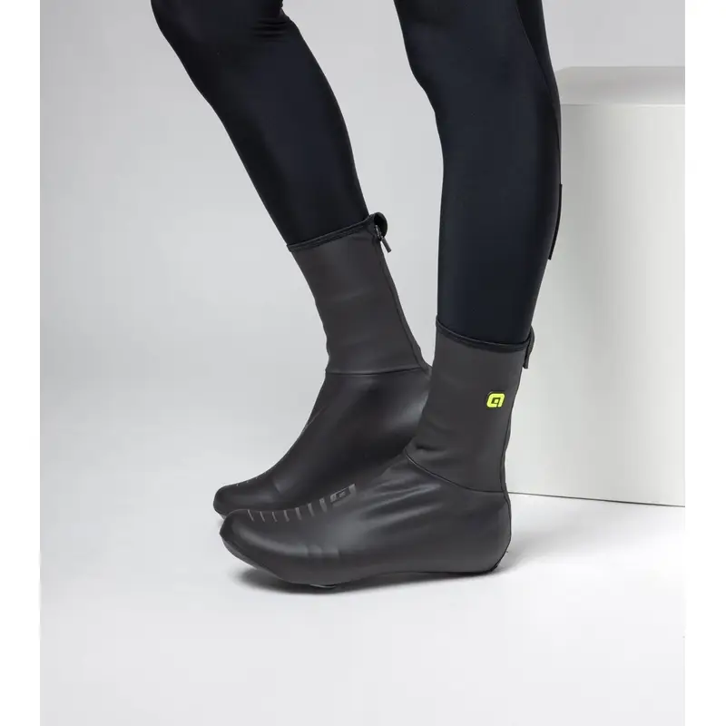 Rain 2.0 Shoe Covers Black Size M (39-41) - image