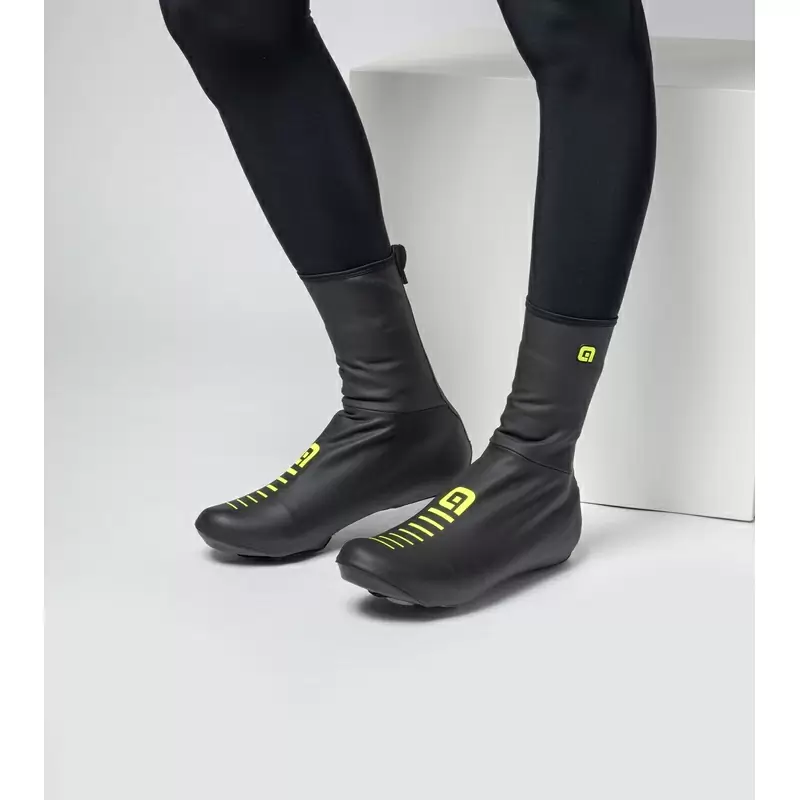 Cobre-sapatos Rain 2.0 Preto/Amarelo Fluorescente Tamanho S (36-38) - image