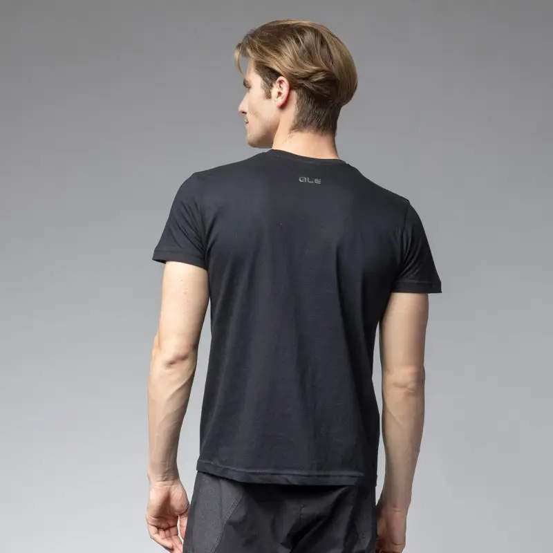 Schwarzes T-Shirt mit schwarzem Logo Größe 3XL #1