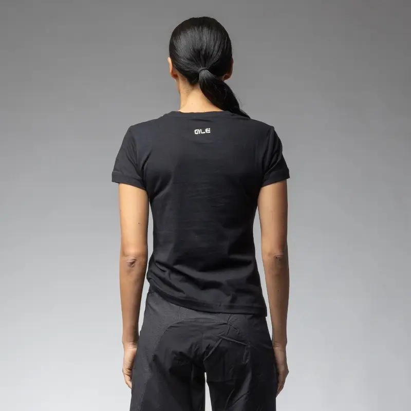 Schwarzes T-Shirt mit schwarzem Logo Damen Größe XL #1