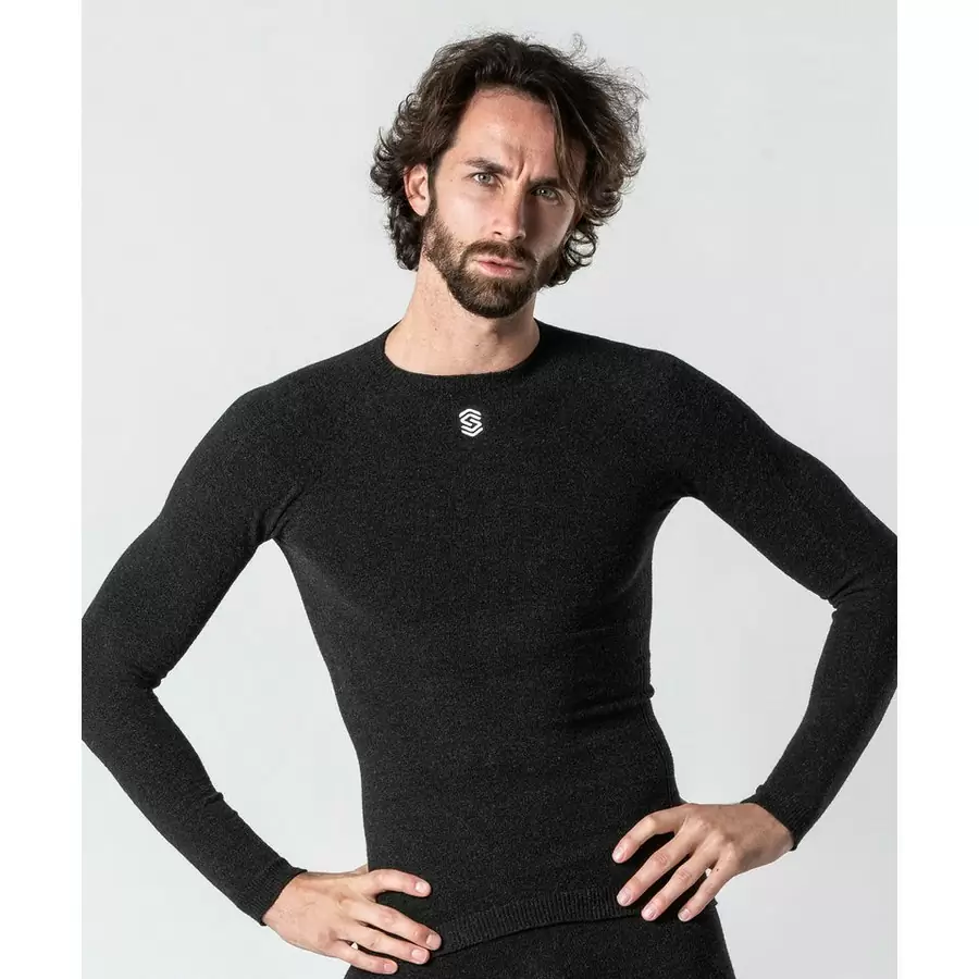 Camiseta Térmica Stay X-Warm Manga Larga Cuello Redondo Negro Talla XS/S #1