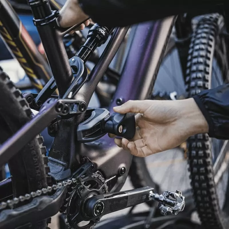 Barra de reboque dobrável 933 Easy Fold XT para 2 bicicletas preto #12
