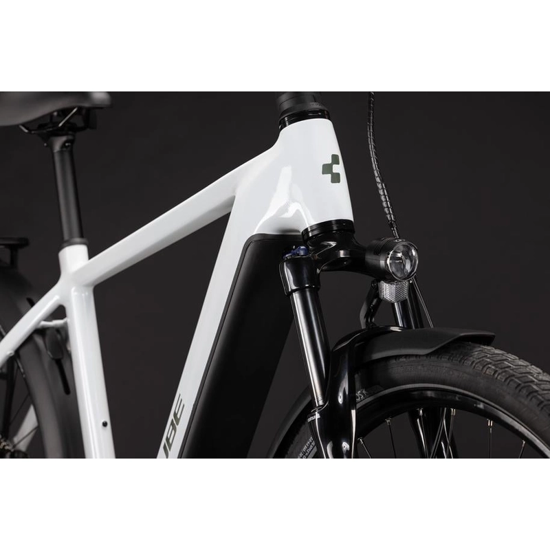 Touring Hybrid ONE 28'' 11v 100mm 600Wh Bosch Performance Line Metallicwhite’n’Chrome 2027 Taglia M #5