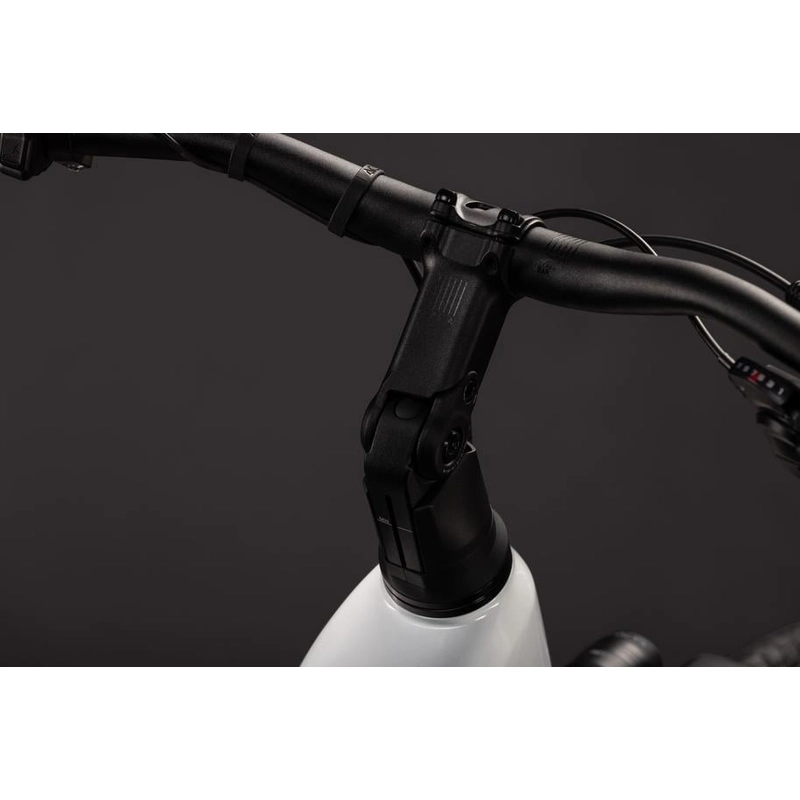 Touring Hybrid ONE Easy Entry 28'' 11v 100mm 600Wh Bosch P L Metallicwhite’n’Chrome 2027 Taglia M #3