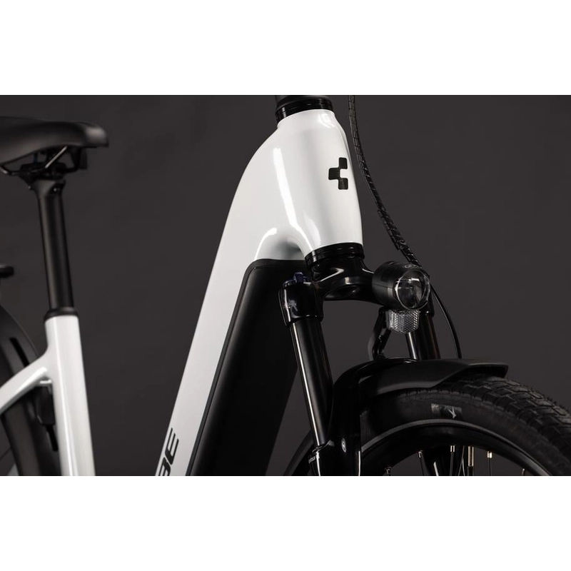 Touring Hybrid ONE Easy Entry 28'' 11v 100mm 600Wh Bosch P L Metallicwhite’n’Chrome 2027 Taglia M #5
