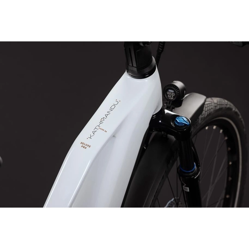 Kathmandu Hybrid Deluxe Pro Trapeze 28'' 1v 100mm 800Wh Bosch CX Metallicwhite 2027 Taglia XS #1