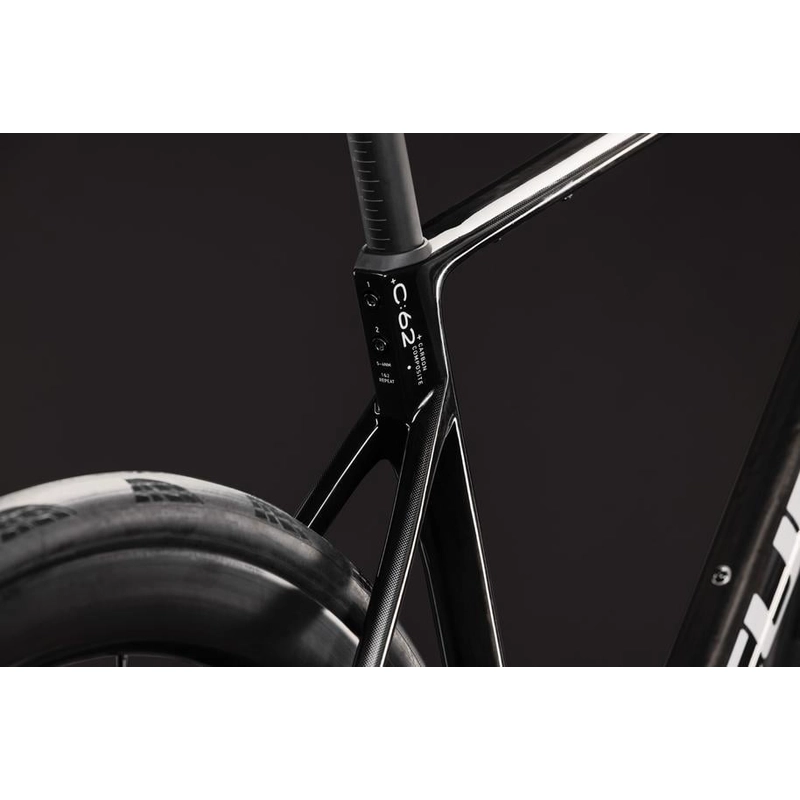 Attain C:62 SLT 28'' 12v Carbon’n’White 2027 Taglia S #3