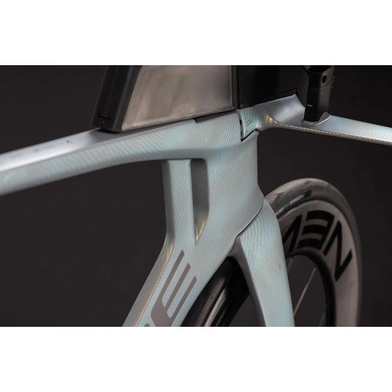 Aerium C:68X SLT Aero 28'' 12v Genesisgrid’n’Black 2027 Taglia L #2