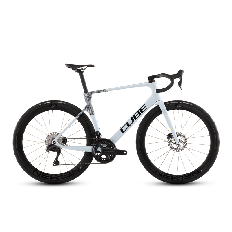 De acuerdo C: 62 Carrera 28 '' 12V Glacier'n'Black 2026 Tamaño XS