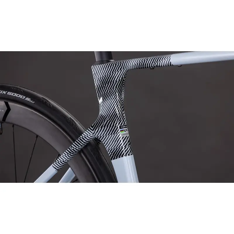 De acuerdo C: 62 Carrera 28 '' 12V Glacier'n'Black 2026 Tamaño XS #5