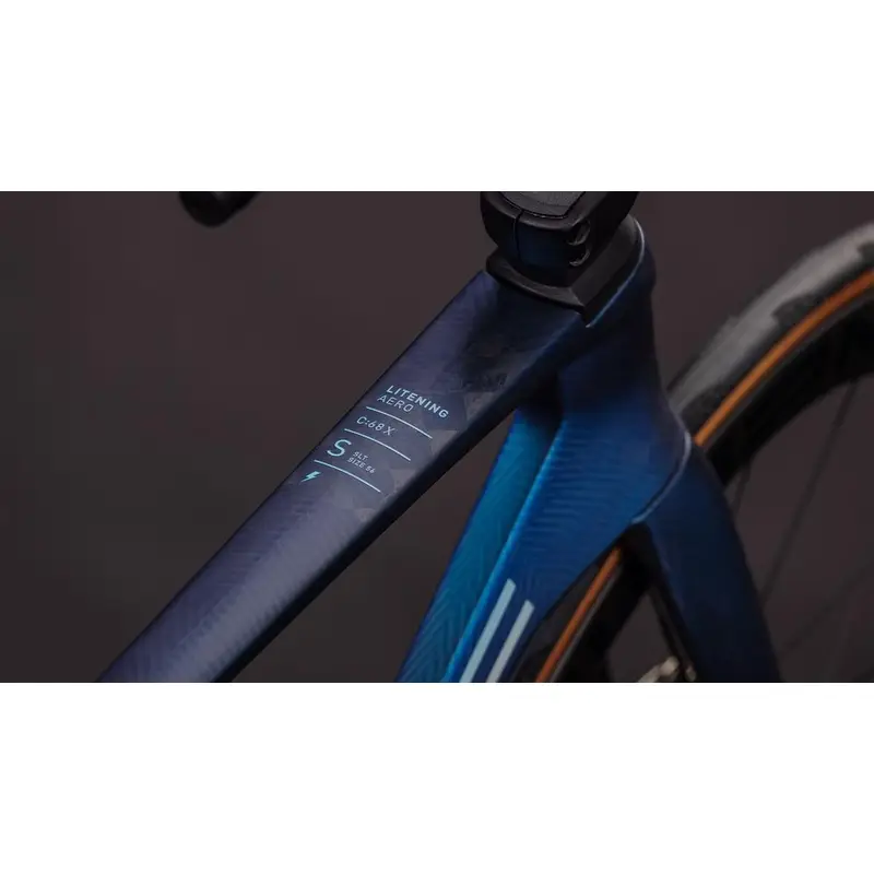 Lentening Aero C: 68X SLT 28 '' 12V ATLANTISGRID'N'CE 2026 TAMANHO XS #1