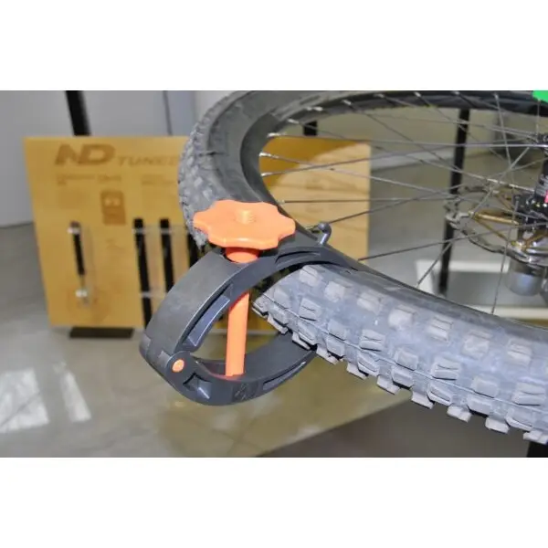 Serre-roue pour pneus VTT tout-terrain SRL - image