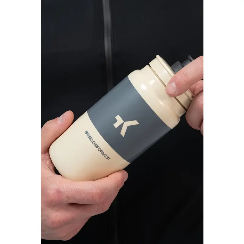 Fly Sand Trinkflasche 550ml #1