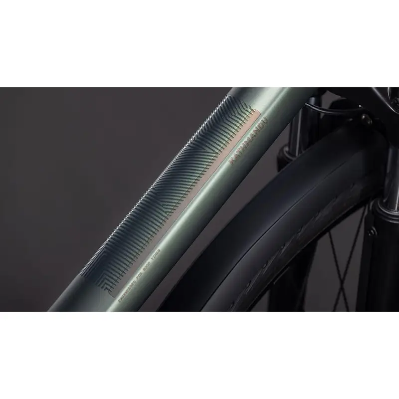 Katmandu One 28 '' 9V 63 mm Sagebrushgreen'n'green 2026 CUT L #2