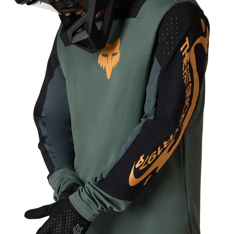 Langärmliges Shirt Defend Creation Salbeigrün Größe M #2