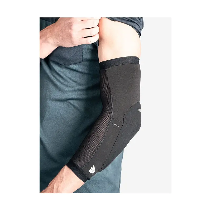 Aura Elbow Pad Black Size L #1