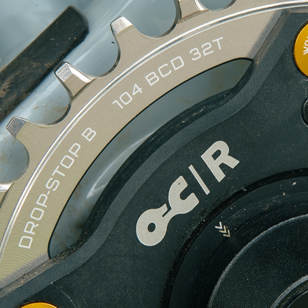 Corona 1x11/12v 30D Drop-Stop B Prata Bruta