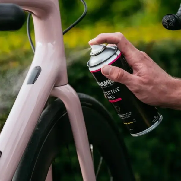 Protección Para Marcos Y Llantas MateSpray Protector De Cera 400ml #1