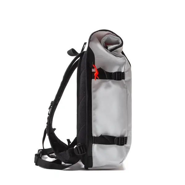 Mochila Rolltop 22 Litros blanca - image