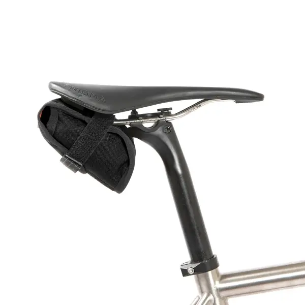 Bolsa de herramientas bajo sillin de 0.6 litros negro #3