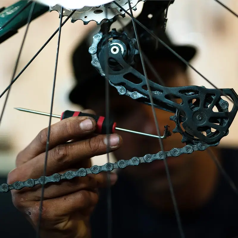 Doppelspitziger Nutzmeißel #1