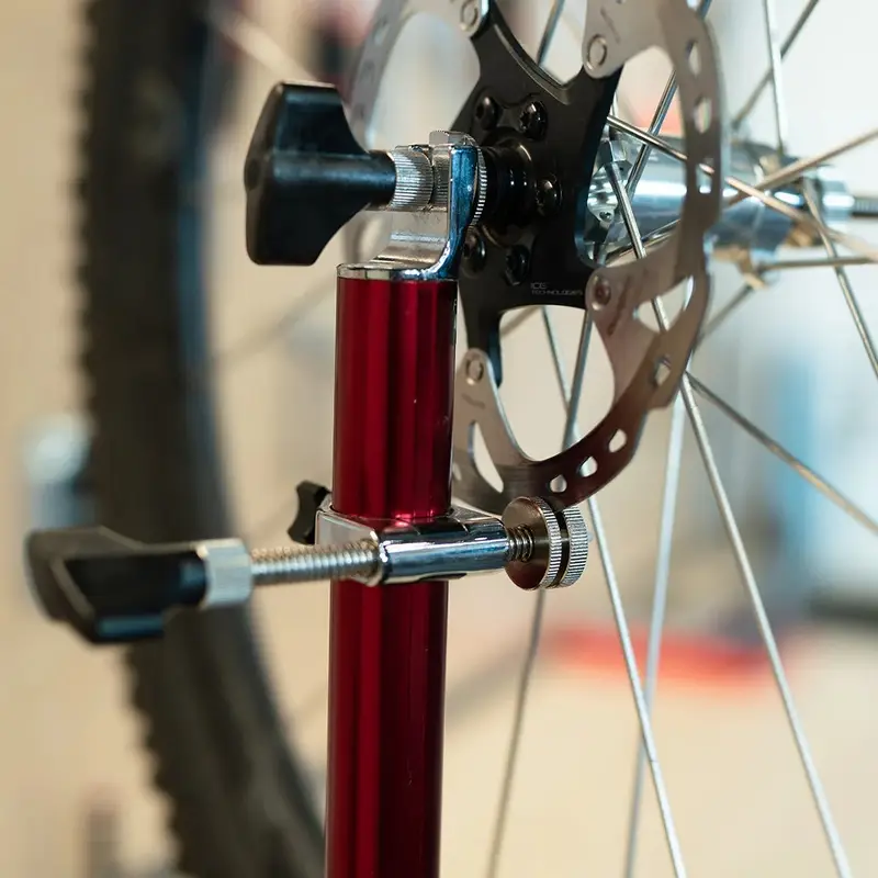 Centraruote A Braccio Singolo Rosso #12