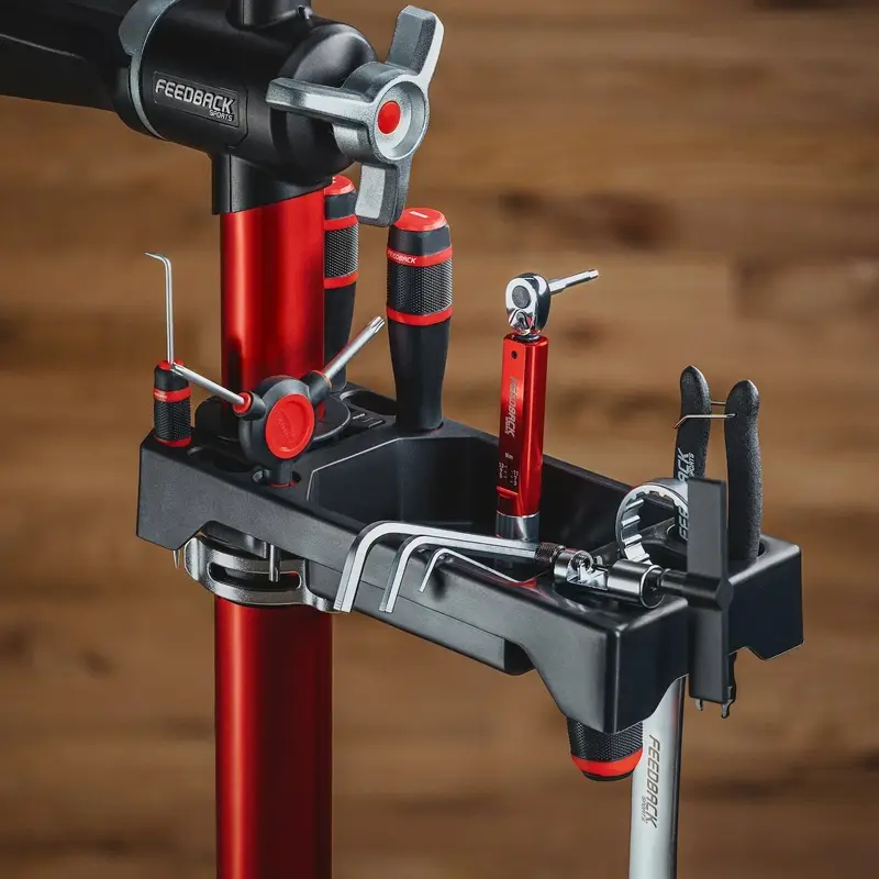 Kompaktes schwarzes Werkzeugablagefach #1