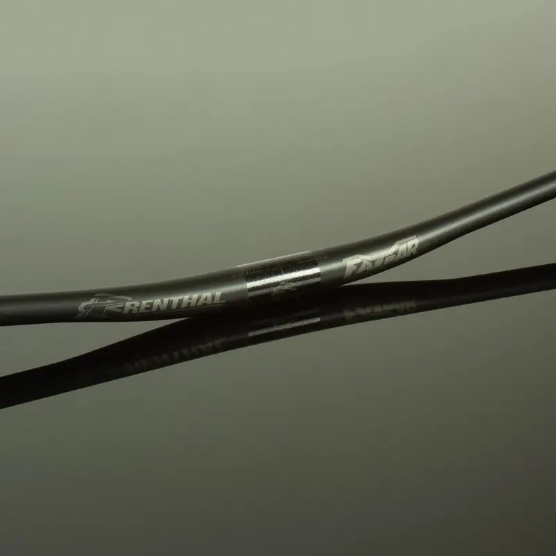 Manípulo V3 Fatbar Lite Carbon 31.8mm 760mm Rise 20mm Preto #2