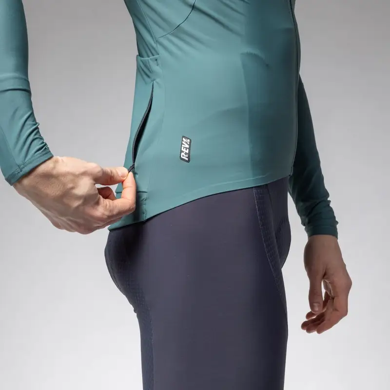 <p>Maillot à Manches Longues Warm Race R-EV1 Vert Taille XXS</p> #3