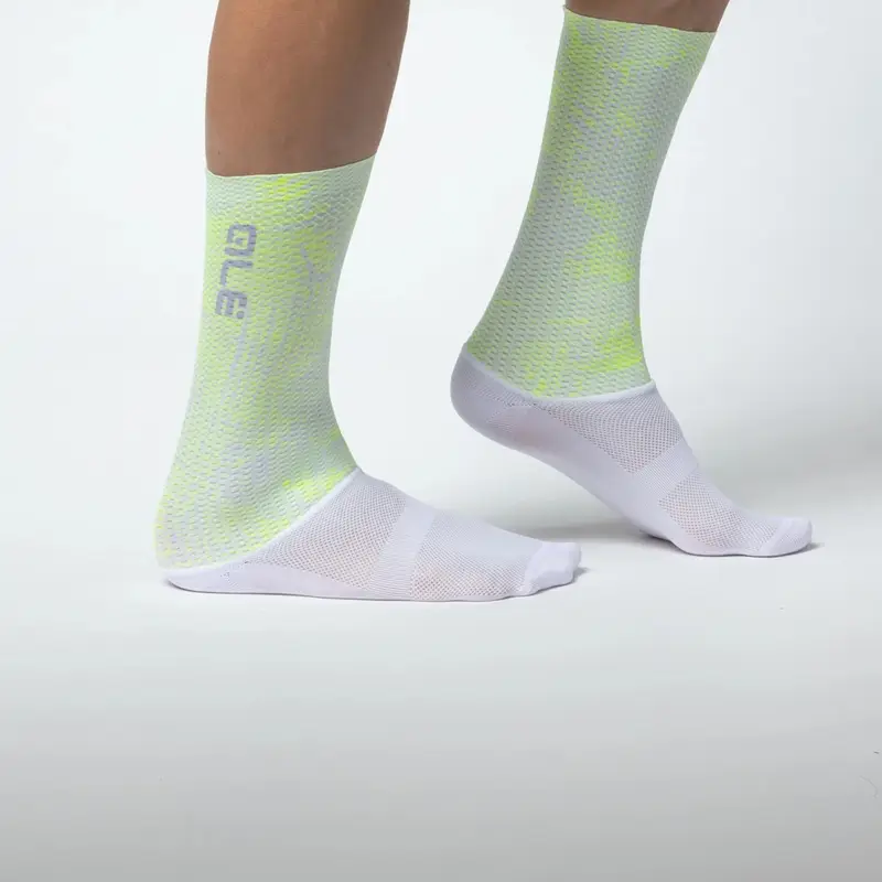 Aero Typhoon Leuchtgelbe Socken Größe XL (48-50) - image