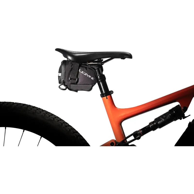 Caddy M Under Saddle Bag Black With QR Mounting System #1