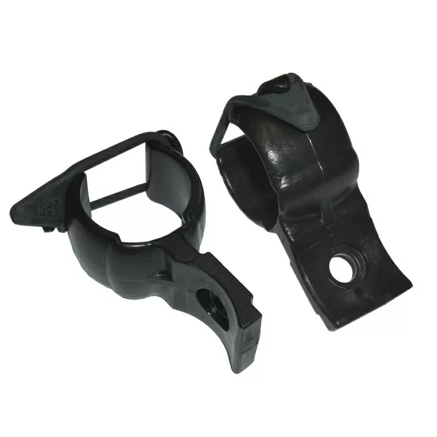 Bottle cage fixing system for telescope-pump - image