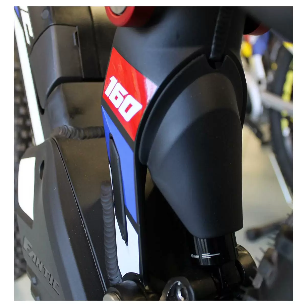 Guardabarros trasero Integra e-bike para amortiguador hasta 2019 y 150mm 2020 #2