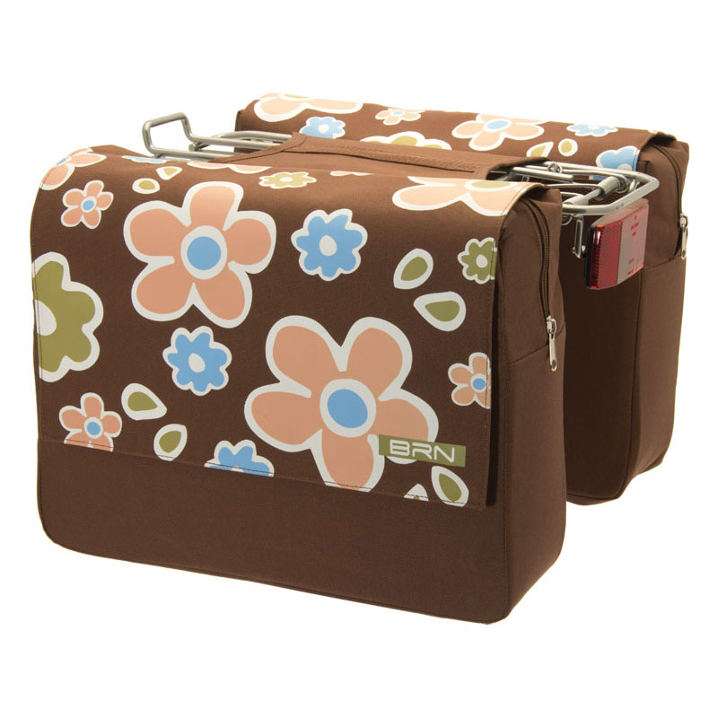 Rear bags to brown flowers