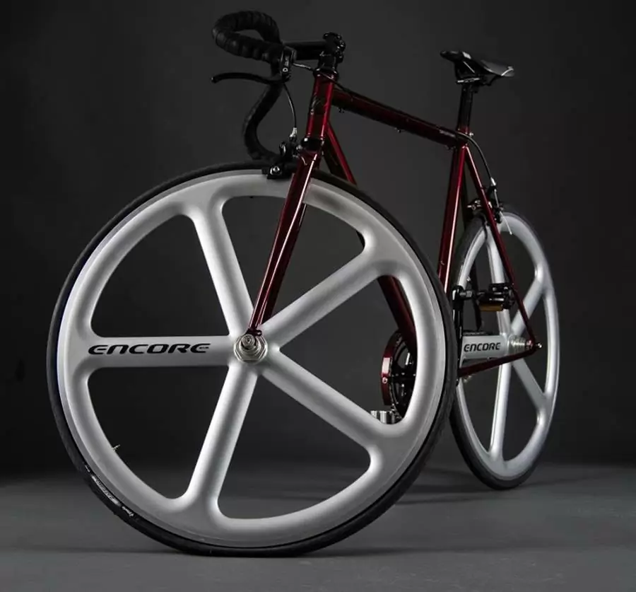 5-spoke carbon fibre Encore wheels #2