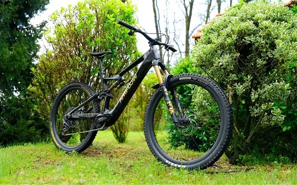 AMFLOW PL Carbon und PL Carbon Pro Handbuch - Ridewill Magazine