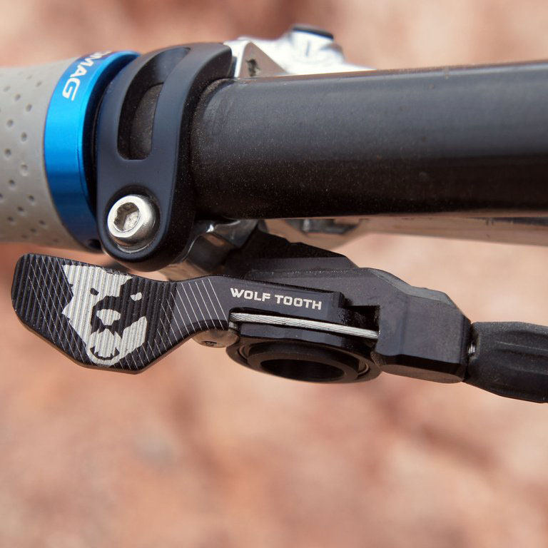 Mechanical dropper seatpost lever blue CAWTRE22B Wolftooth dropper