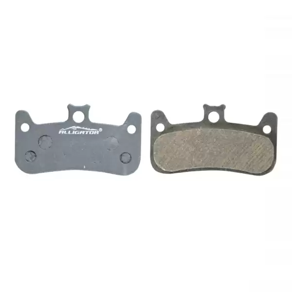 Semi metallic brake pads suitable for Formula Cura 4 - image