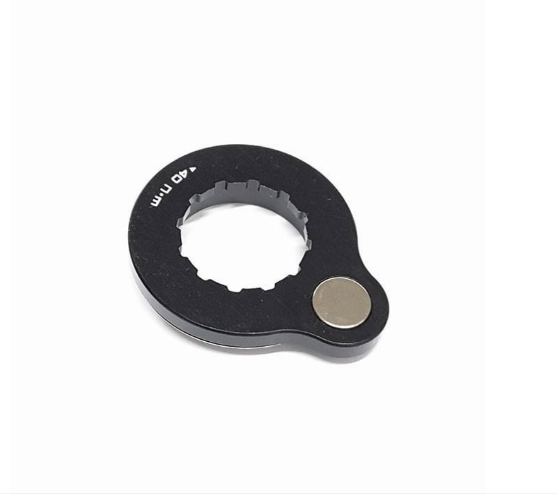 Disc magnetic ebike sensor compatible with centerlock