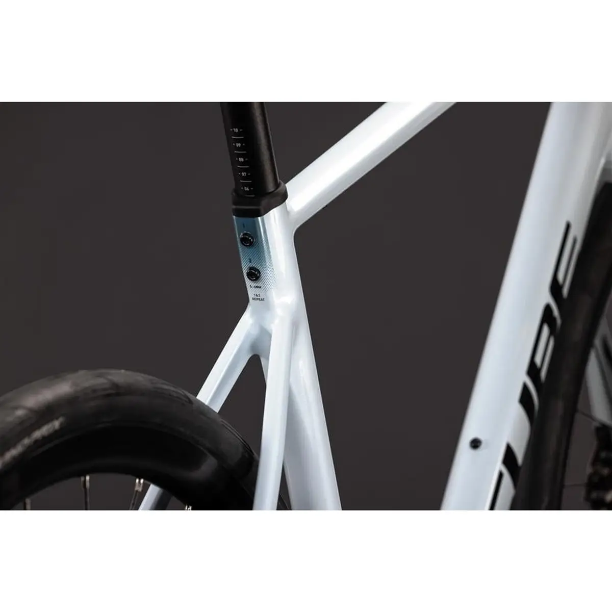 Attain Race 28'' Cues 11v Glacier´n´black 2027 Taglia L #2