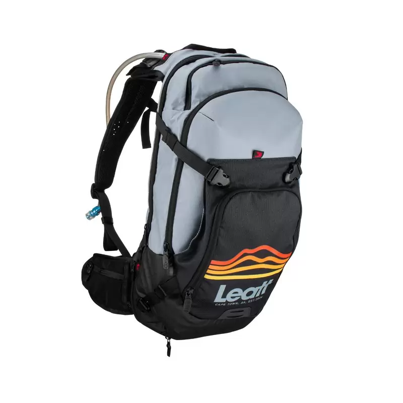 The best eMTB backpack: How to carry your spare battery correctly |  E-MOUNTAINBIKE Magazine