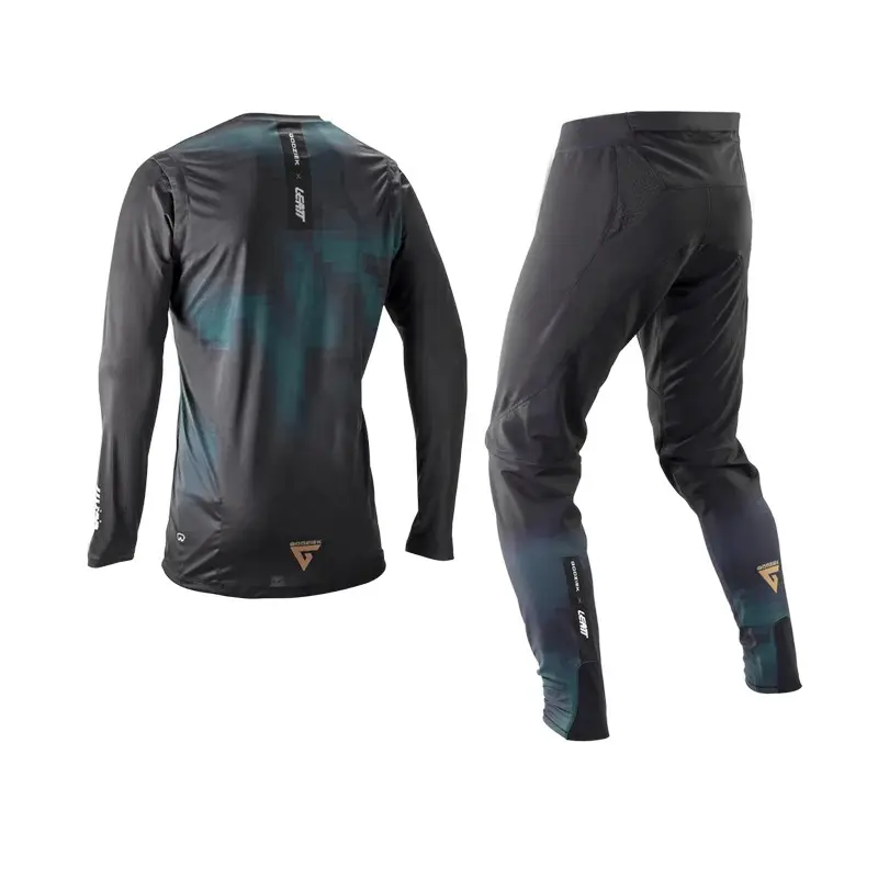 Kit de Passeio Camiseta + Calças MTB Gravity 1.0 Edição Limitada Szymon Godziek Tamanho XS #1
