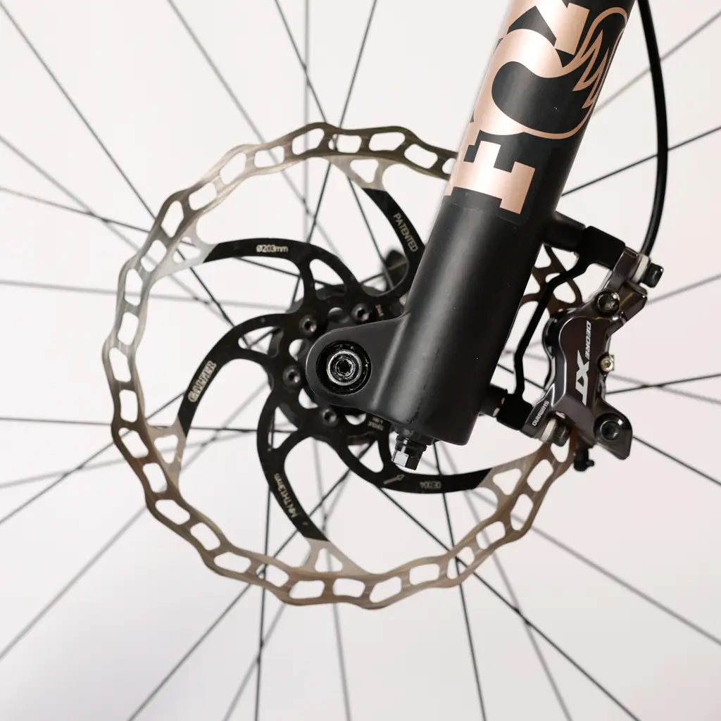 Évike utilisé LT M10 29 '' 12V 160mm 630Wh Shimano EP801 Rosa / Black 2025 Cut L #2